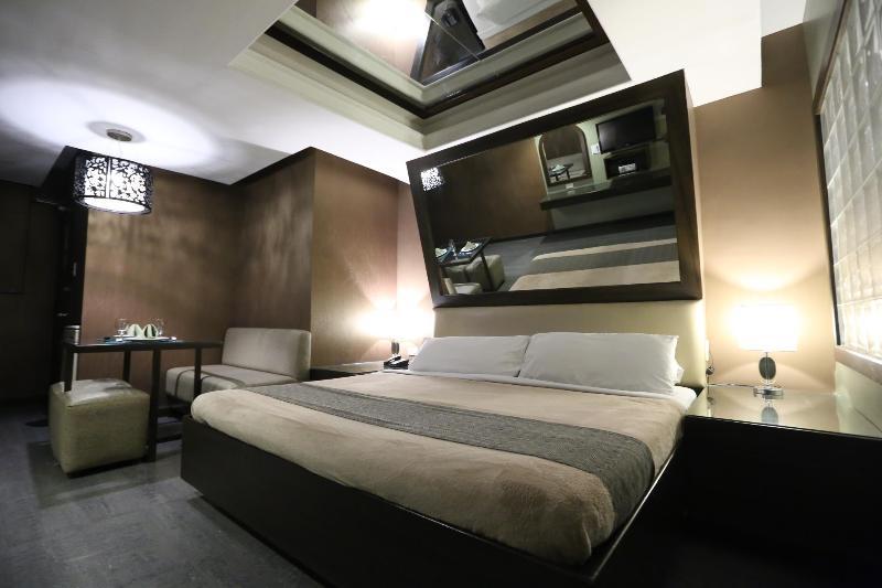 Victoria Court Suites Pasig Exteriér fotografie